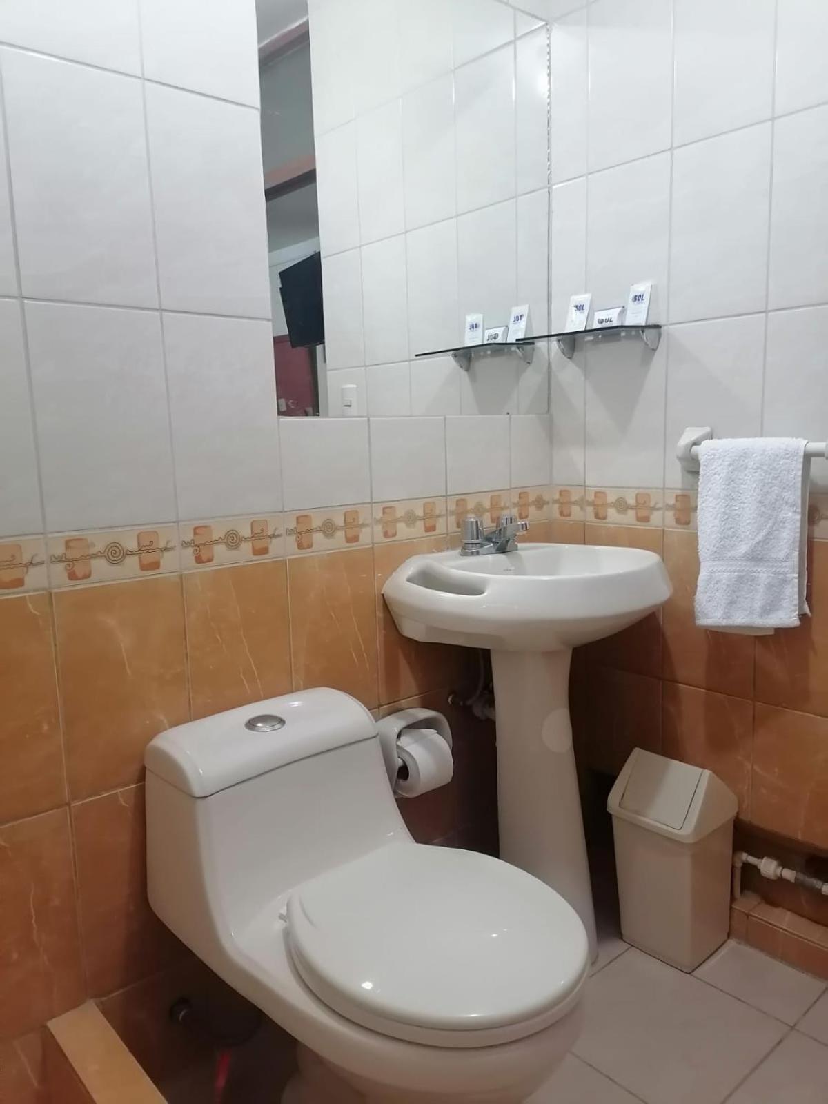 Sol De Oro Hotel Andahuaylas Luaran gambar